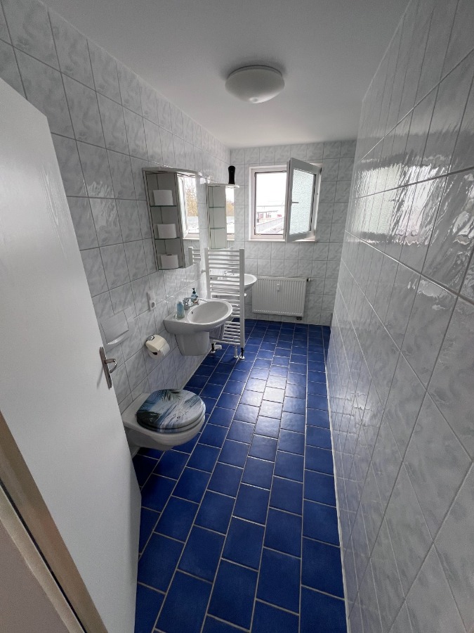 Bad - www.immobilien-heise.de B�rofl�che Holzminden