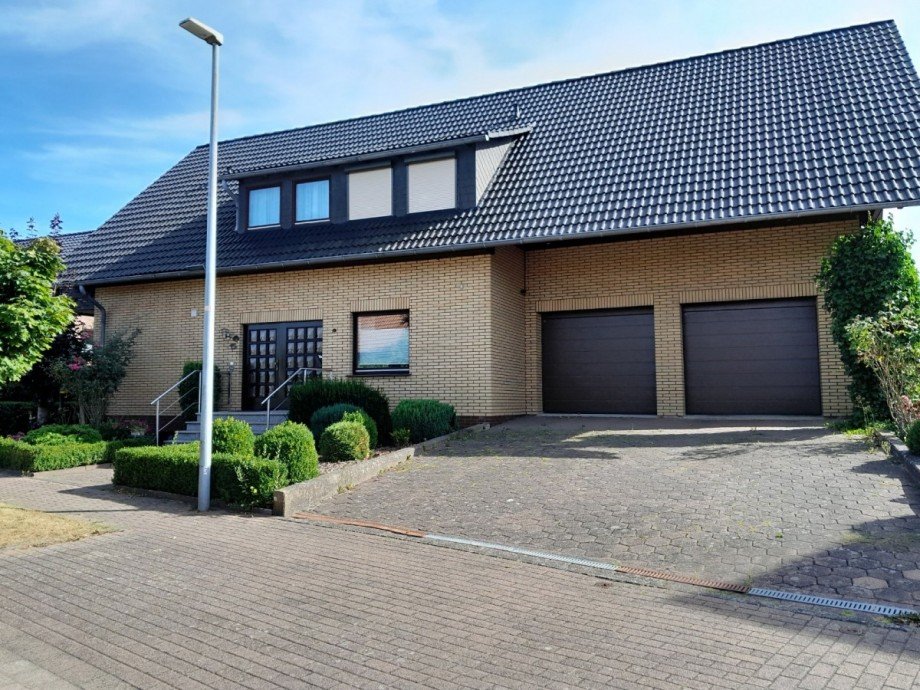 Heise Immobilien - Wohnhaus in Deensen Einfamilienhaus Deensen
