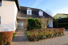 Heise Immobilien - Mehrfamilienwohnhaus in stadtnaher Wohnlage *** VERKAUFT 2025 *** Vermietetes 3-Familienwohnhaus mit Garage in ruhiger, stadtnaher Wohnlage