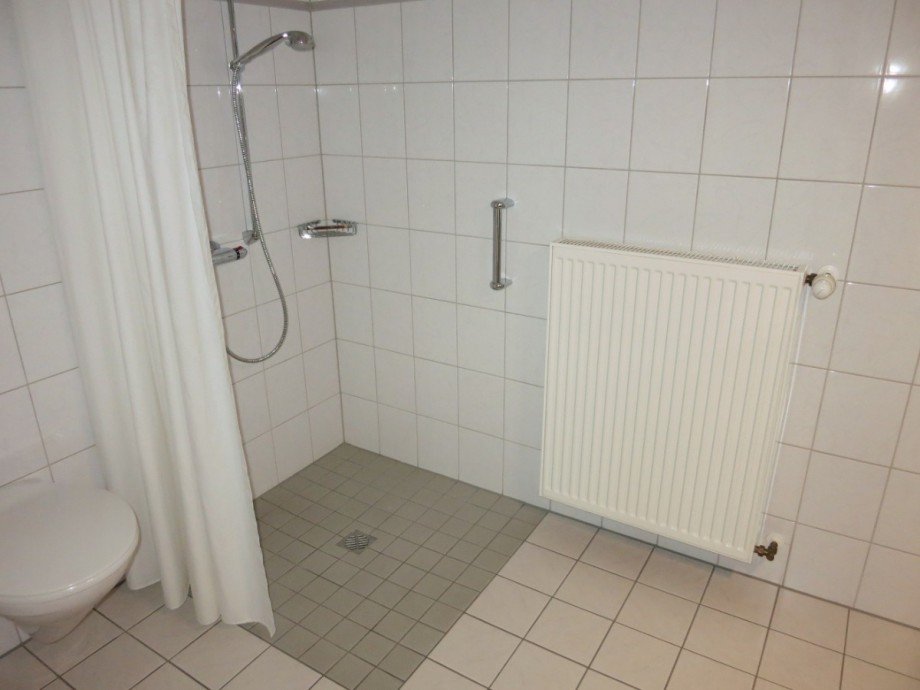 Badezimmer - altengerechte Ausstattung Etagenwohnung Holzminden