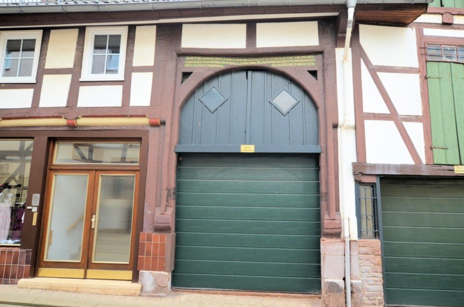 Fachwerkhaus - Wohn- und Gesch�ftshaus - Stadtoldendorf - Heise Immobilien Wohn- / Gesch�ftshaus Stadtoldendorf