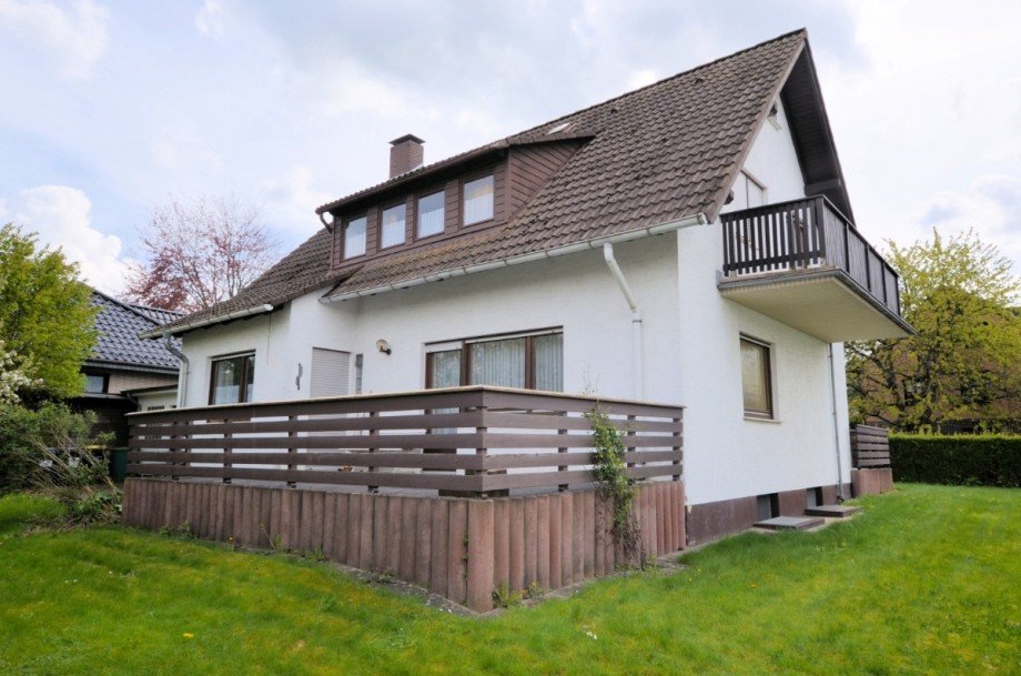 1-Familienwohnhaus mit Garage in Holzminden - Garten - Ansicht Westen Einfamilienhaus Holzminden