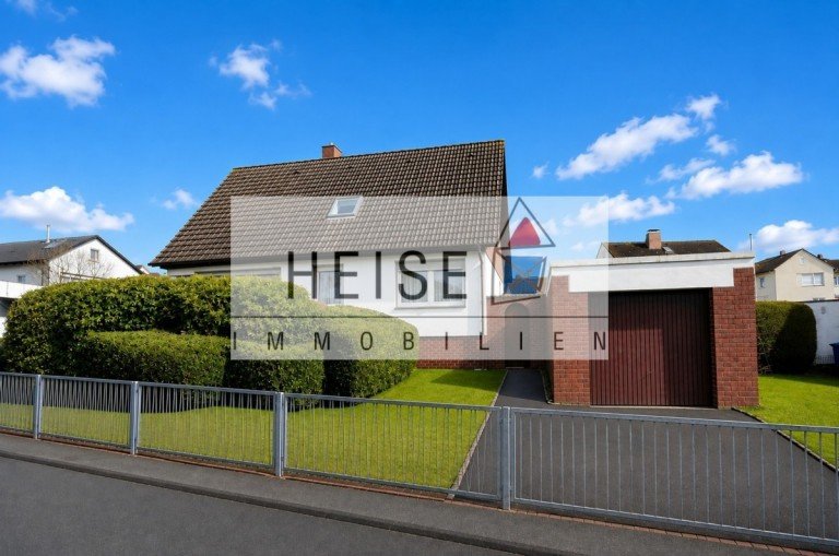 1-Familienwohnhaus mit Garage in Lüchtringen* Baujahr: 1972* Grundstücksgröße: ca. 722 m²* Wohnfläche: ca. 160 m²* B ...