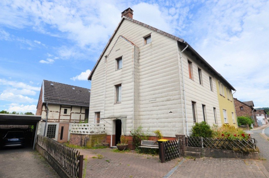 Doppelhaush�lfte mit Nebengelass in Boffzen - Heise Immobilien Doppelhaush�lfte Boffzen