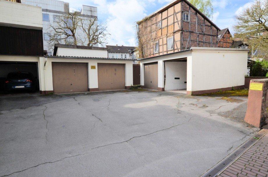 Heise immobilien - Mietwohnung mit Balkon und Garage - Neue Stra�e 6 - Etagenwohnung Holzminden