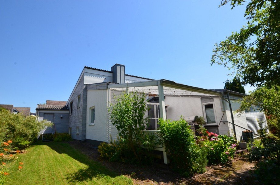 Ansicht - Heise Immobilien Hausverwaltungen - www.immobilien-heise.de Einfamilienhaus Holzminden