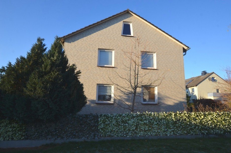 Heise Immobilien Holzminden - 2-Familienwohnhaus Zweifamilienhaus Holzminden