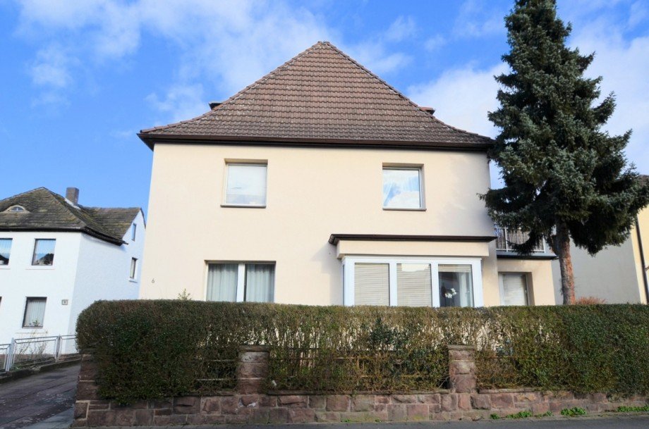 Vermietetes 3-Familienwohnhaus mit Garage Mehrfamilienhaus Holzminden