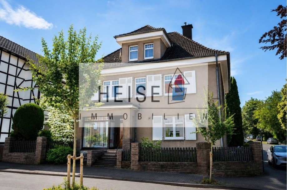 Heise Immobilien - Repr�sentatives Wohnhaus in Stadtoldendorf Einfamilienhaus Stadtoldendorf