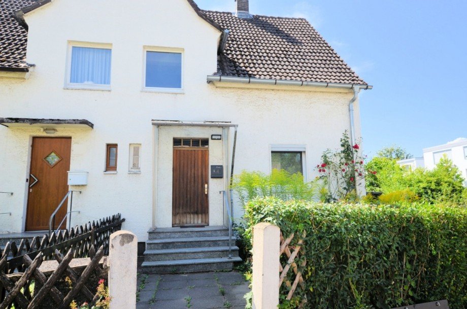 Heise Immobilien - 1-Familien-Doppelhaush�lfte in stadtnaher Lage Doppelhaush�lfte Holzminden