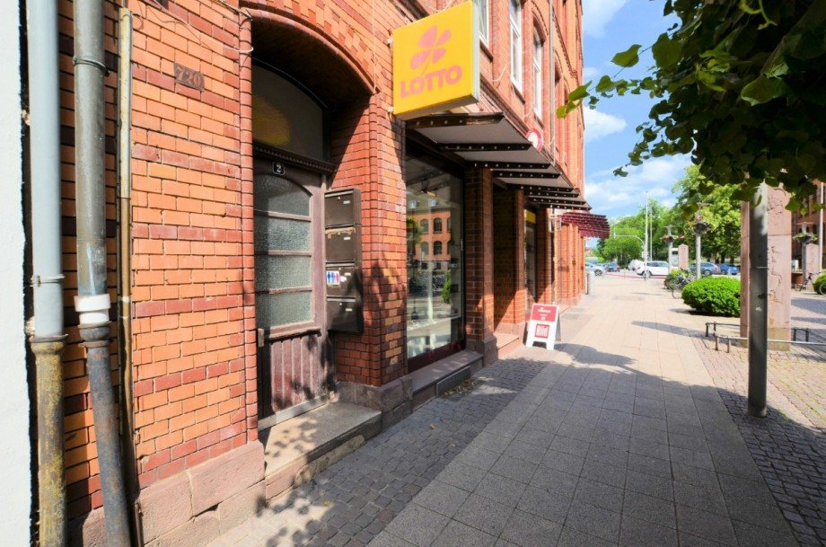 Ansicht Fu�g�ngerzone Mehrfamilienhaus Holzminden