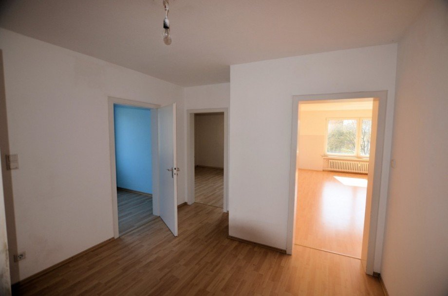 Flurbereich - www.immobilien.heise.de Etagenwohnung Holzminden