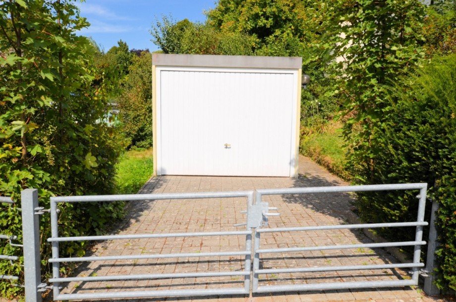 1-Familienwohnhaus mit Garage - Holzminden Einfamilienhaus Holzminden