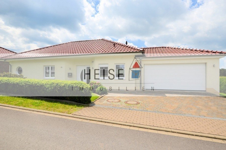 1-Familienwohnhaus mit Doppelgarage - Ortsrandlage Bevern Bungalow Bevern