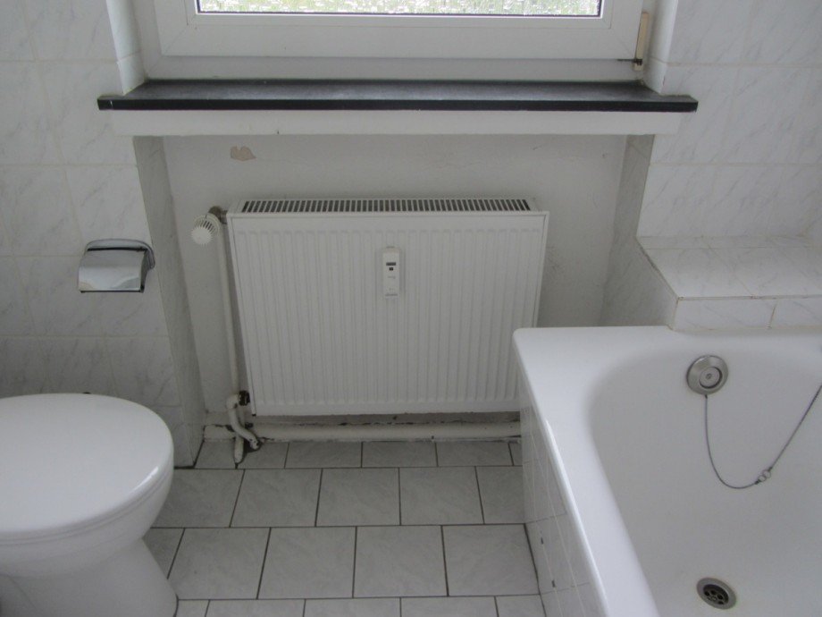 Badezimmer Dachgeschosswohnung Holzminden