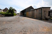 Heise Immobilien Holzminden - www.immobilien-heise.de *** VERKAUFT 2023 *** 2-Familienwohnhaus mit Stallungen und Scheunen - stadtnahe Lage Holzminden
