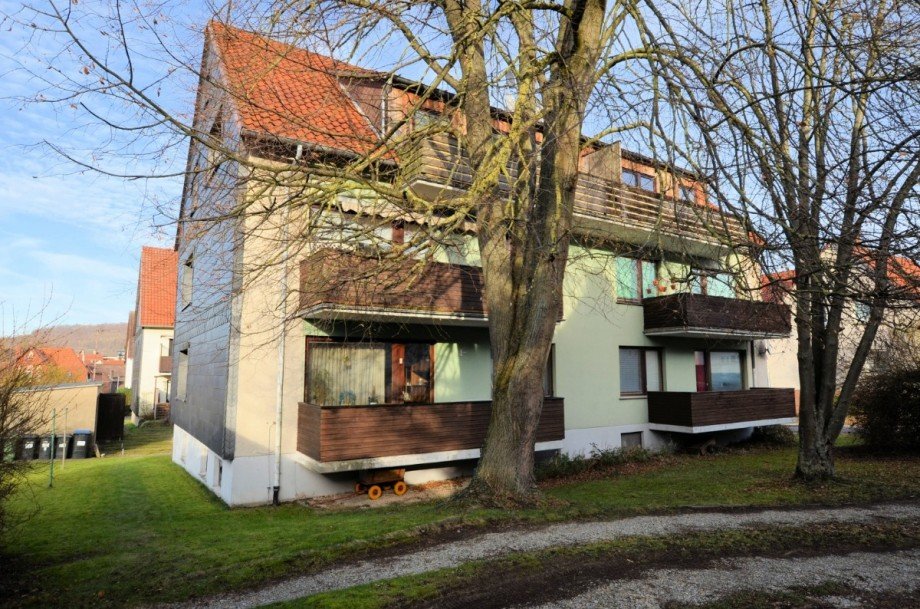 Heise Immobilien - 6-Familienwohnhaus mit Garagen - Delligsen Mehrfamilienhaus Delligsen