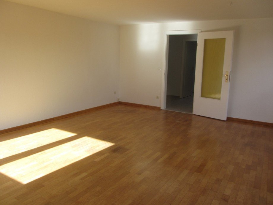 Heise Immobilien - Mietwohnung - www.immobilien-heis.de Dachgeschosswohnung Holzminden