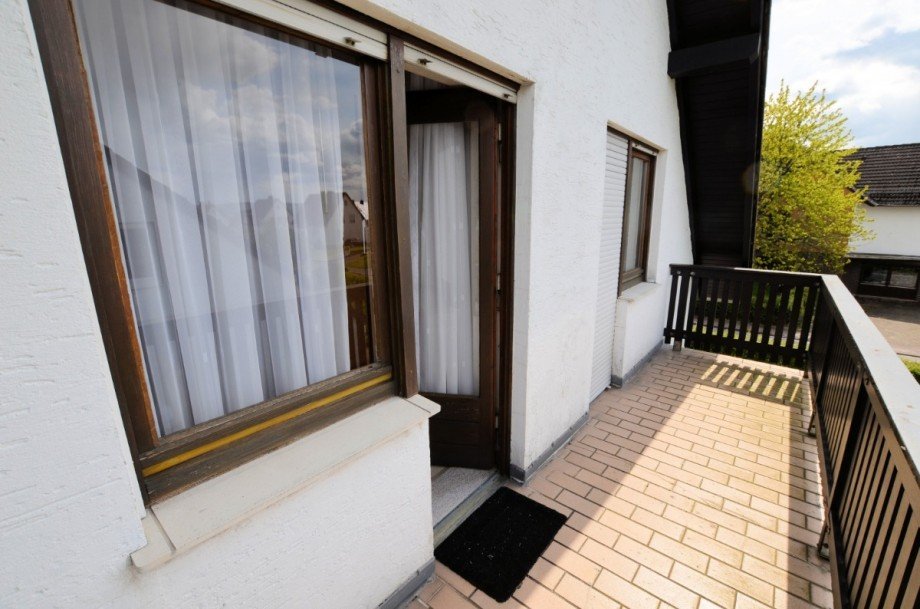 1-Familienwohnhaus mit Garage in Holzminden - Wohnhaus mit Garage Einfamilienhaus Holzminden