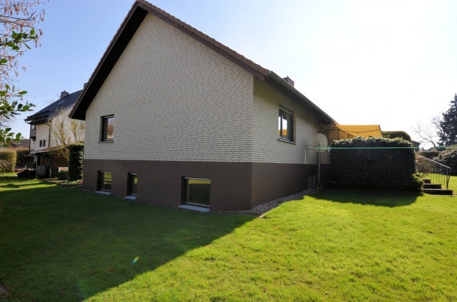 1-Familienwohnhaus mit Garage in Holzminden - Heise Immobilien Bungalow Holzminden