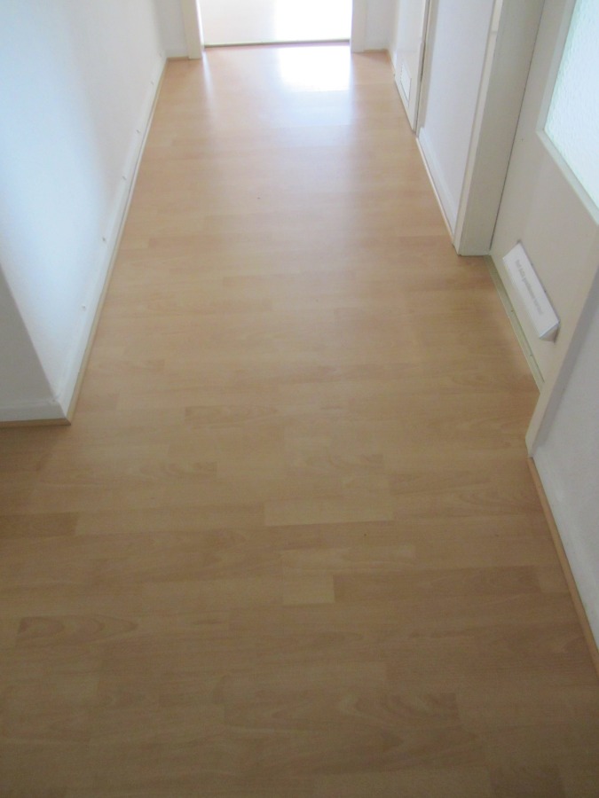 Flur Dachgeschosswohnung Holzminden