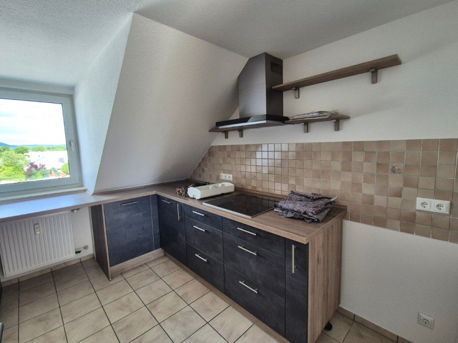 K�che - www.immobilien-heise.de Dachgeschosswohnung Holzminden