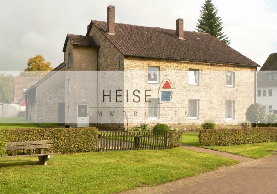Heise Immobilien - Mehrfamilienwohnhaus mit Nebengelass - Neuhaus - Solling Mehrfamilienhaus Holzminden