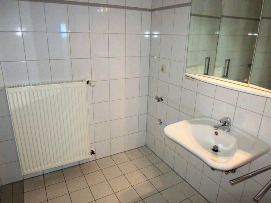 Badezimmer - altengerechte Ausstattung Etagenwohnung Holzminden