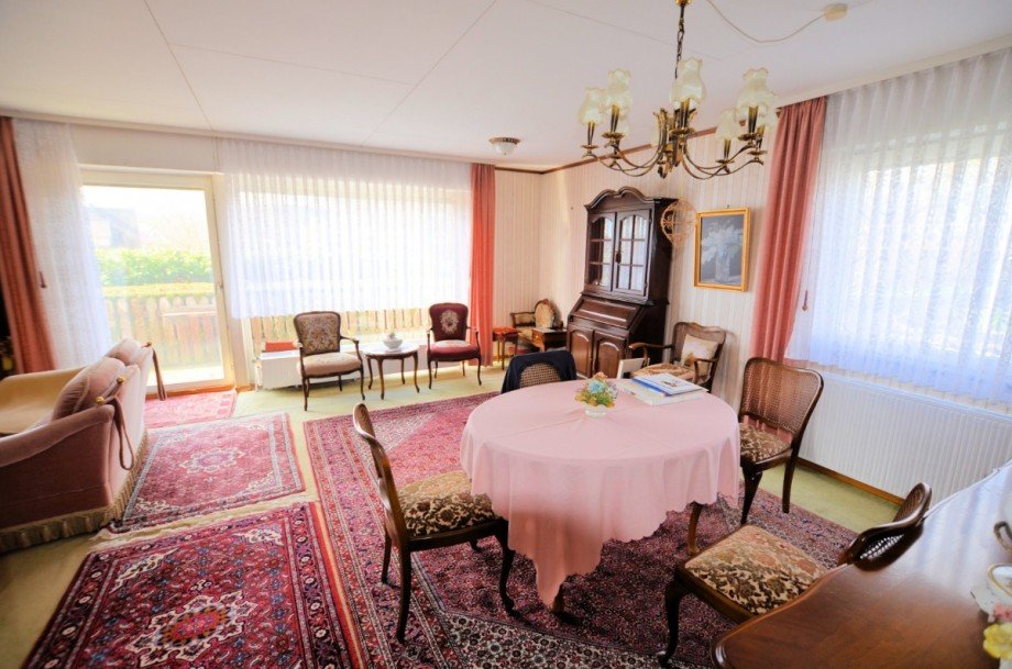 Wohnzimmer Erdgeschoss - www.immobilien-heise.de Einfamilienhaus H�xter-L�chtringen