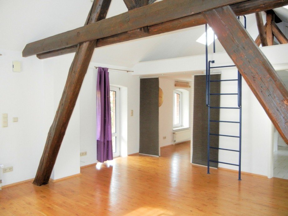 Schlafzimmer im Obergeschoss Maisonettewohnung Holzminden