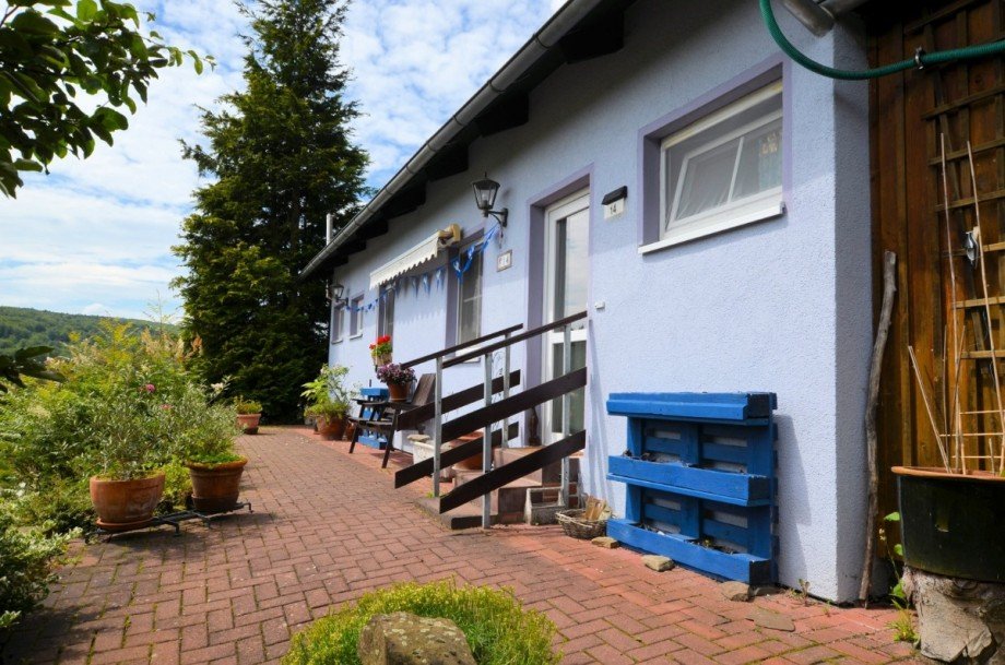 1-Familienwohnhaus mit Doppelcarport in landschaftlich reizvoller Lage Einfamilienhaus Heinade