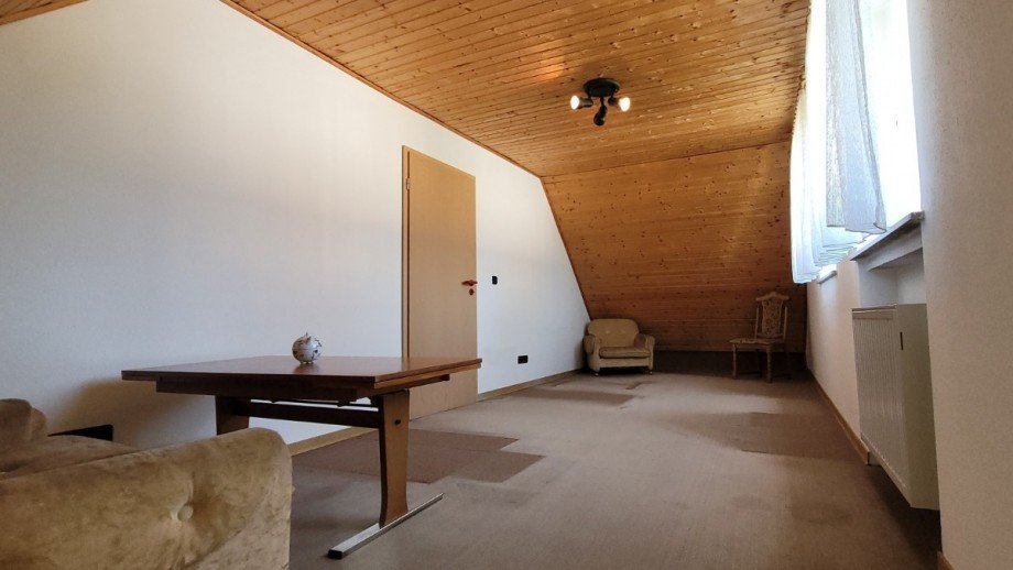 1-Familienwohnhaus in ruhiger Wohnlage - Zimmer Dachgeschoss Einfamilienhaus Bevern