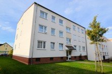 Heise Immobilien Holzminden - www.immobilien-heise.de *** VERKAUFT 2023 *** Vermietete Eigentumswohnung mit Balkon in ruhiger Wohnlage