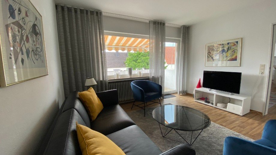 Wohnzimmer - www.immobilien-heise.de Etagenwohnung H�xter