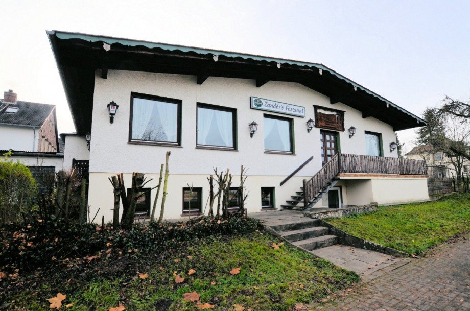 Wohn- und Gesch�ftshaus - Dassel - Heise Immobilien Wohn- / Gesch�ftshaus Dassel