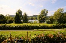 Lauenf�rde Weserberglandsee - Freizeitgrundst�ck *** VERKAUFT 2025 *** Erstklassige Lage direkt am Weserberglandsee in Lauenf�rde