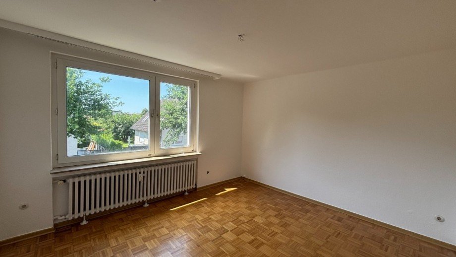 Kinderzimmer / B�ro - www.immobilien-heise.de Etagenwohnung Holzminden