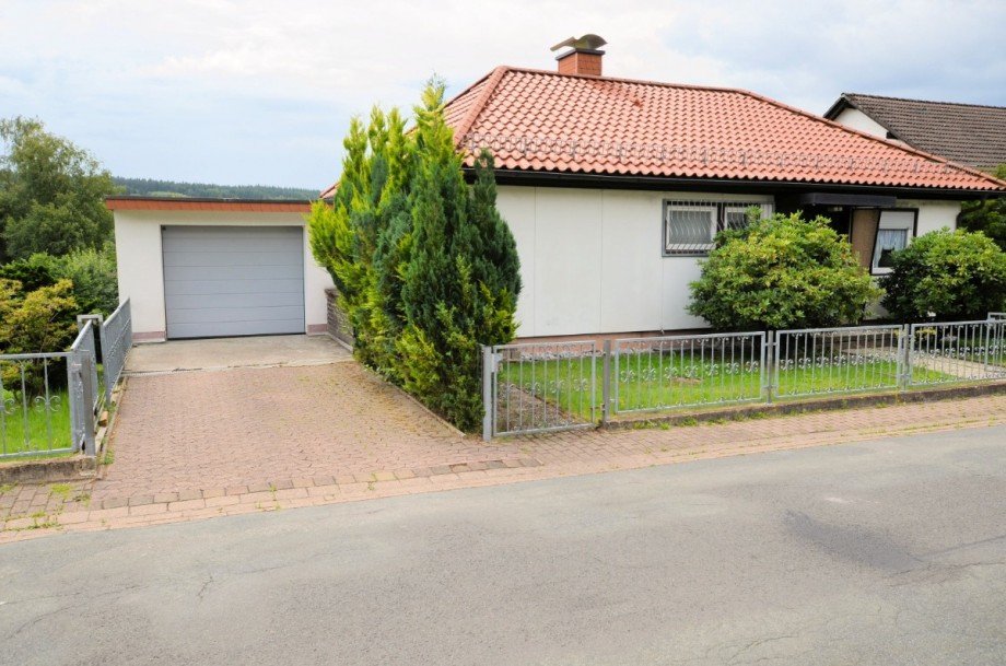 Heise Immobilien - Wohnhaus in Silberborn - www.immobilien-heise.de Einfamilienhaus Holzminden-Silberborn